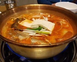 주순희찌개마을 시골촌