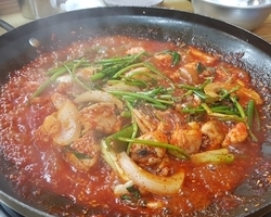 위아래복집